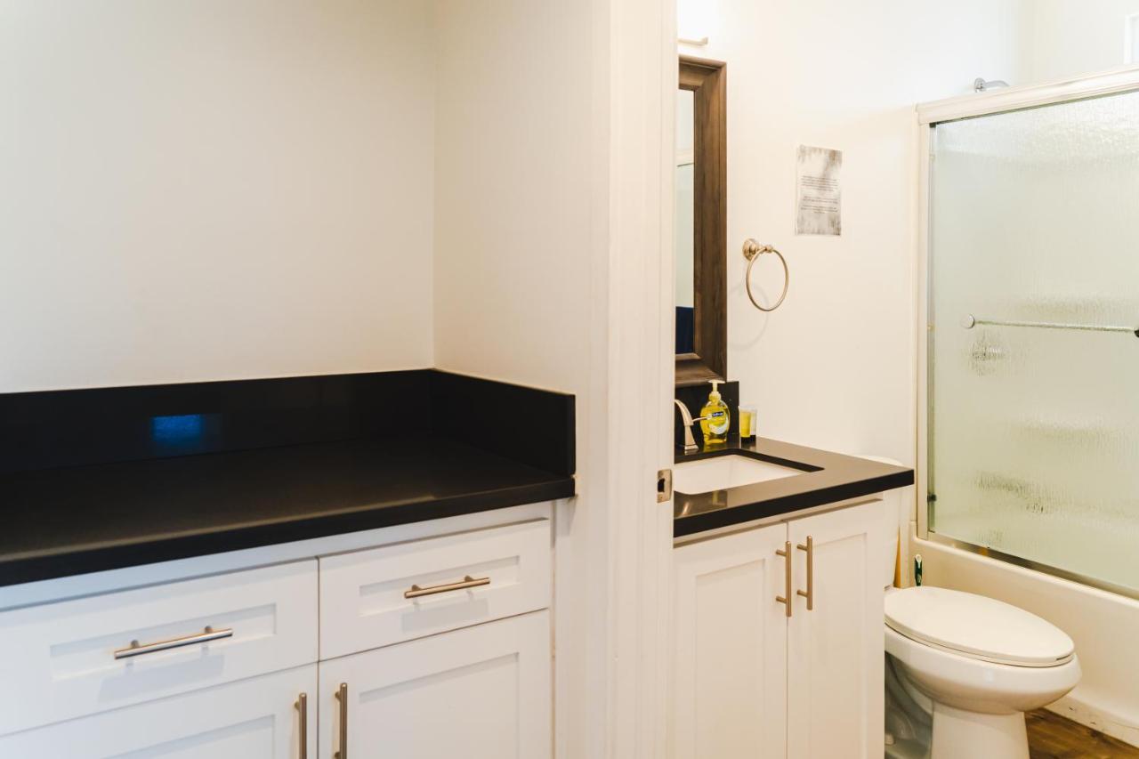 Modern Remodeled 1-Bedroom Close To Hollywood Walk Of Fame With Parking Los Angeles Exteriér fotografie